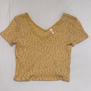 Short sleeve v-neck yellow top